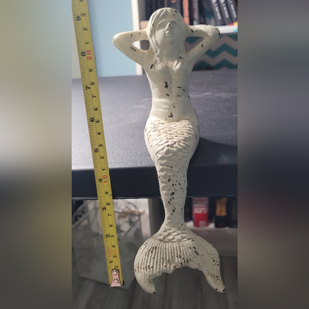 Cast Iron Mermaid Shelf Sitter